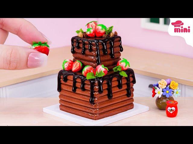 [Mini Cake ] Perfect Mini Chocolate Cake with Strawberry Toppings | Mini Bakery