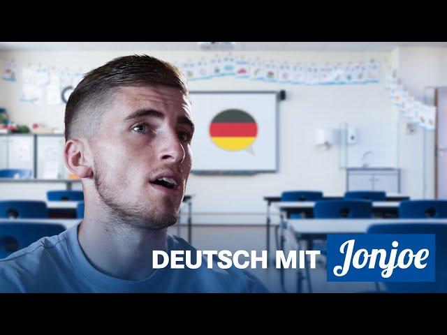 Jonjoe Kenny learns German | Challenge | FC Schalke 04