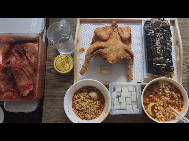 사발면과 김밥 통닭 #돈태산아재TV_사랑합니다