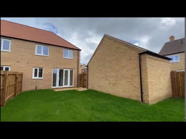 28 Tiptoff Close, Alconbury Weald