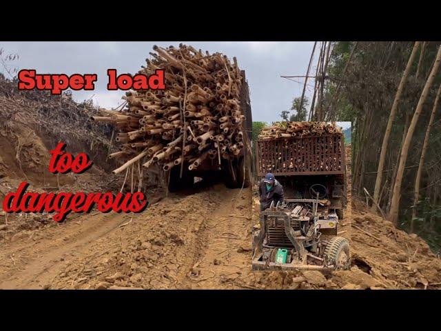 The Pinnacle of Modified Vehicles with 6 Super Loaded Engines Doing Horrible Things_Xê độ TV