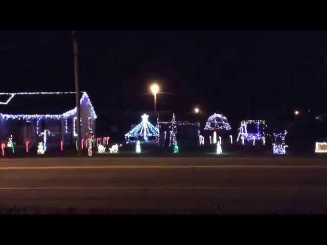 2014 Christmas light show. Here is four songs I did to 32 channel light o Rama . 10,000 lights