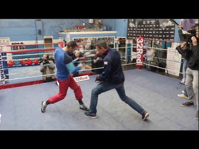 FORMER WORLD CHAMPION RICHIE WOODHALL TAKES TOMMY LANGFORD ON THE PADS AN GIVES HIM ADVICE