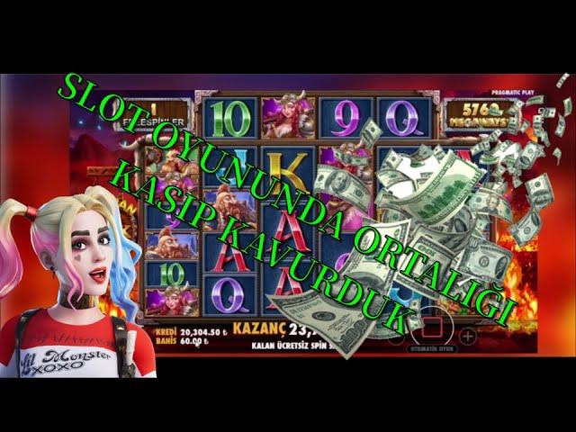 Kupa kızı slot makinesinin içinden geçti. Kupa kızı vs Slot oyunları.