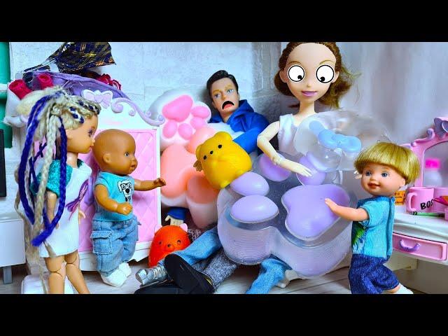 WE FILLED UP MOM AND DAD WITH A GIANT TABOO PAW Katya and Max funny family funny BARBIE dolls TV