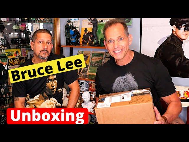 BRUCE LEE UNBOXING! With TOP Bruce Lee Collector, John Negron!