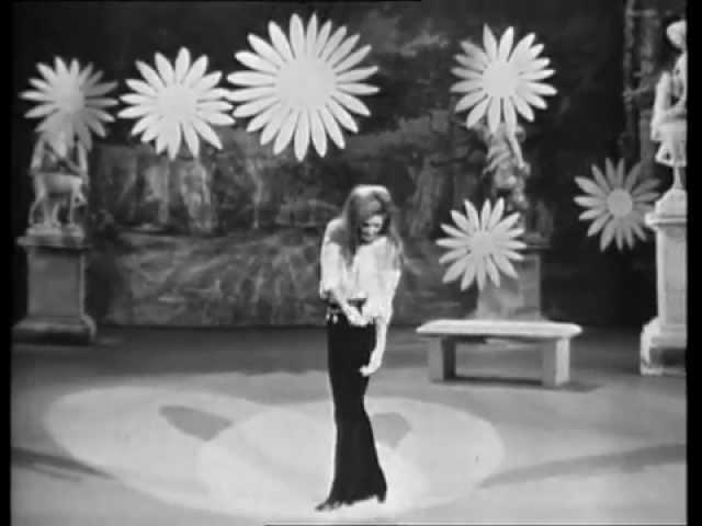 Dalida - Le Temps Des Fleurs