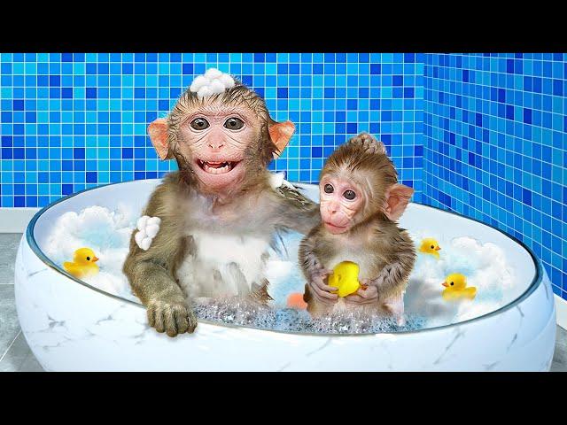 KiKi Monkey helps mom take a bath for Naughty Baby - One day take care of baby | KUDO ANIMAL KIKI