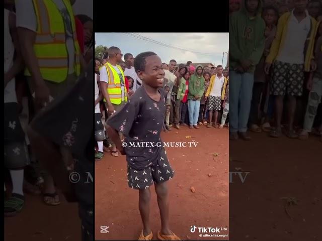 Kadoda Niassa,Com Batida de Tenge Tenge (BY MATEX-G MUSIC TV)