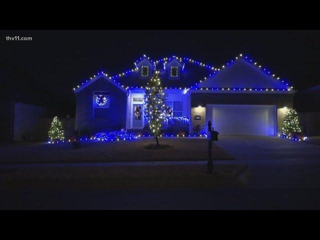 Widow of Arkansas State trooper comes home to find  a Christmas surprise