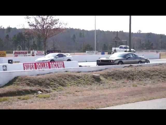 Dodge Hellcat vs (800HP) Mitsubishi Eclipse - Round 1