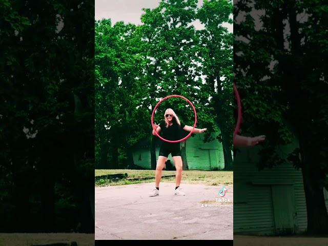 Quit livin’ on that deadend road… #jellyroll #deadendroad #flowarts #hooptherapy #hoopdance ️