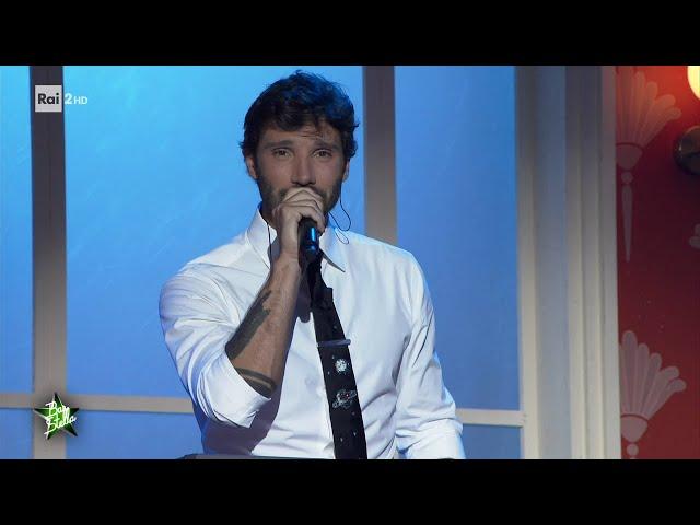 Stefano De Martino in "L-O-V-E" - Bar Stella 27/04/2023