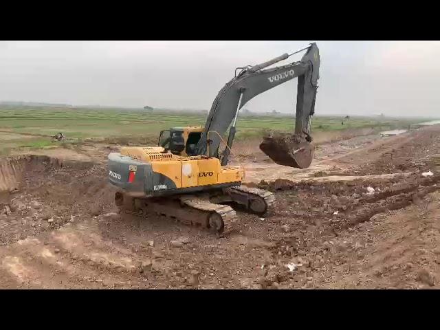 we testing operation Excavator volvo EC290BLC after repairing