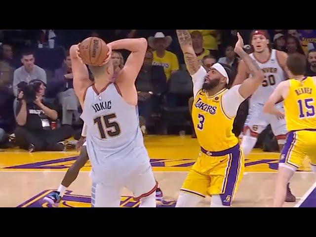 Nikola Jokić Hits WILD Shot Over Anthony Davis 