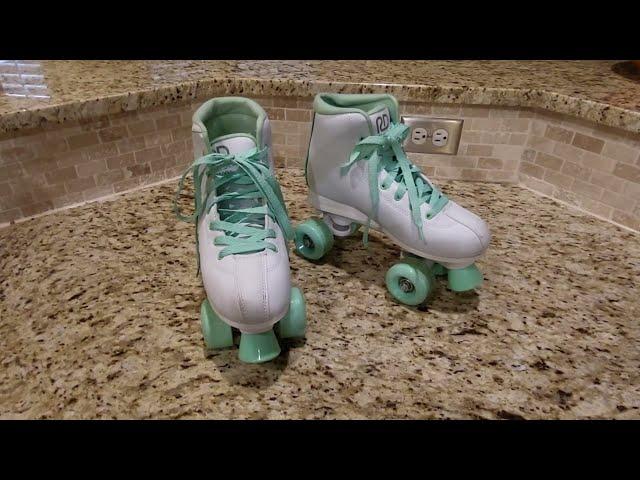 A quick look at the Roller Derby Roller Star 600 Women's Roller Skates