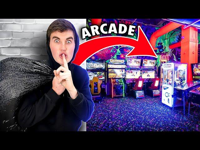 J'ai INFILTRÉ L'Arcade Room Des VENTURA