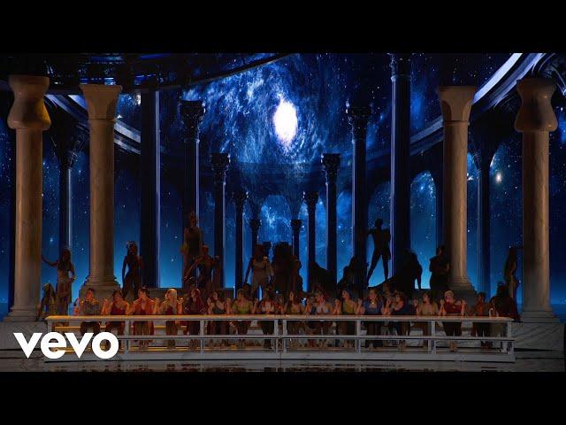 Ariana Grande - God is a woman (Live on The MTV VMAs/2018)