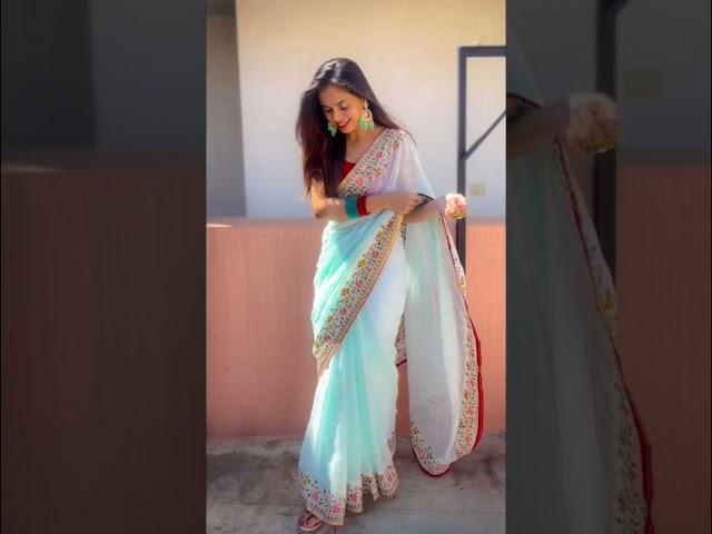 Must Try Candid Poses In Saree | #shorts #ashortaday | Santoshi Megharaj