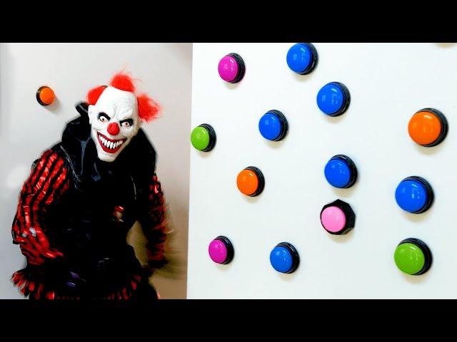 Scary Clown Sets 100 Button Trap - Will I Escape? - WeeeClown Around