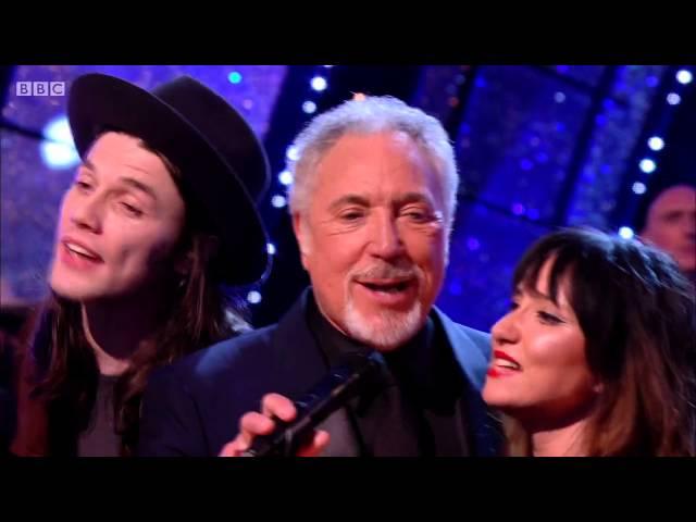 Jools Holland and Friends - Enjoy Yourself (It's Later Than You Think) [HD] Tom Jones 2015/2016