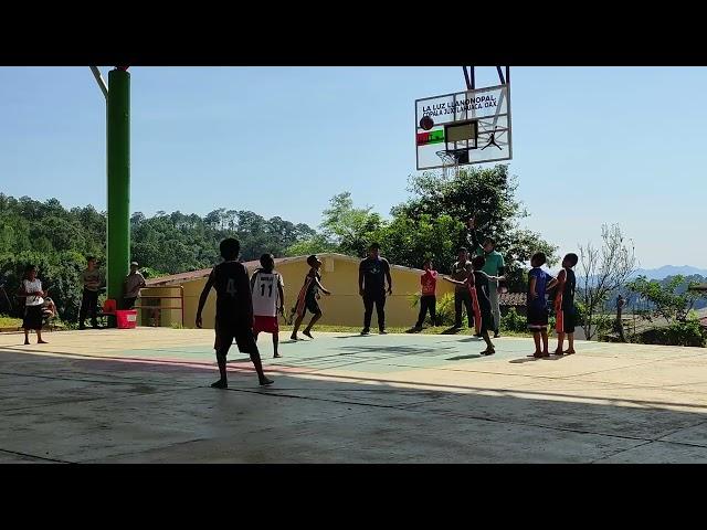 Llano Nopal VS Rio Humo, rama varonil y femenil. IV encuentro de basquetbol, llano del nopal 2024