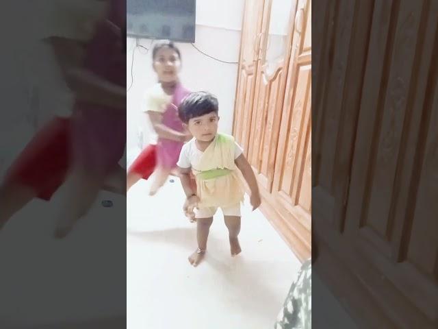 chechik mathram shawl ketti dance kalicha porallo enikum kalikande 