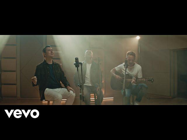 Chris Tomlin - Holy Forever (Español) & Miel San Marcos