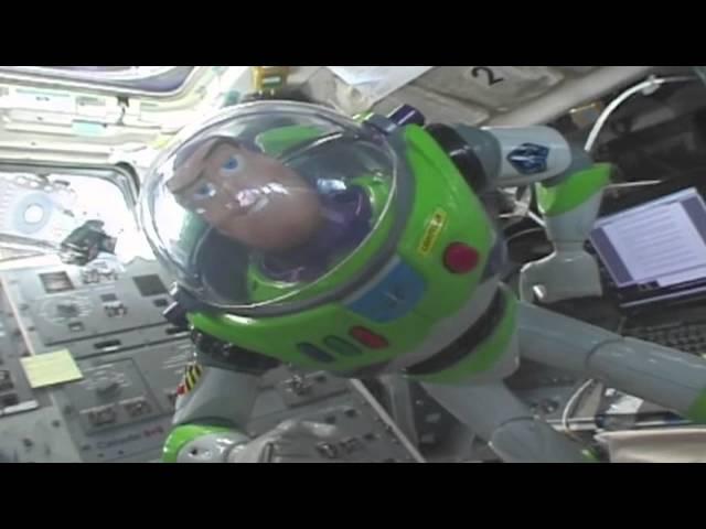 Geek Moment with Buzz and STEM in 30