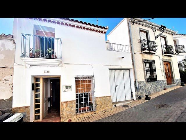 Town House, Lubrín. Renovated. 70000€