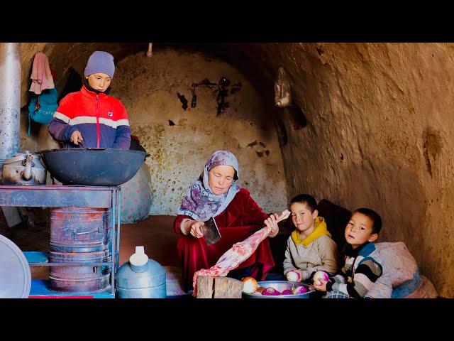 Living in a Dangerous and Risky Cave | Cold Winter Day in a Cave and Cooking Village Style Food