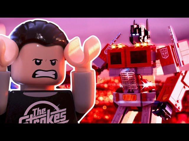 The Autobots hide from Sam Witwicky's Parents IN LEGO | Transformers Blender Animation