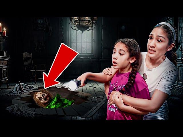 We Found a CREEPY Old DOLL In Our New HOUSE!! | Jancy Family