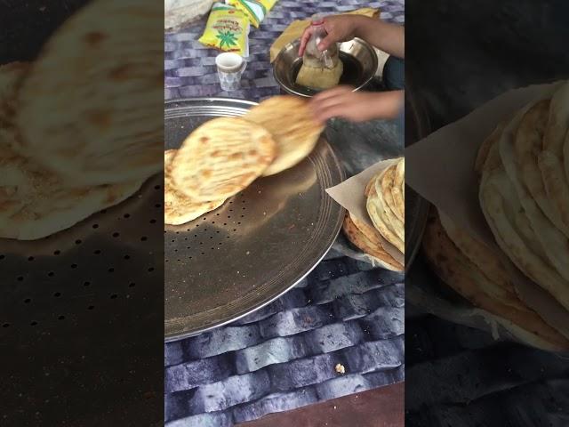 Famous Peshawari naan #roghninaan #peshawari #naan #shorts #ytshorts #viral #travelpassion