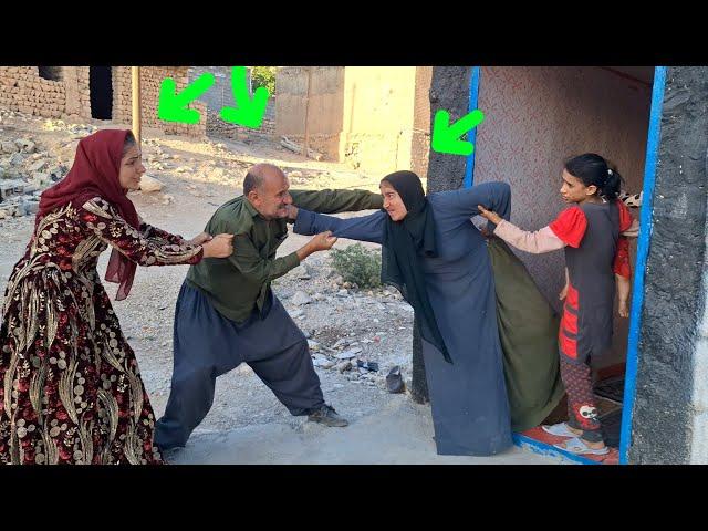 Critical Moments: How did Zainab stop Agha Akbar from attacking Ali's mother?