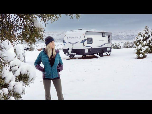 HUNKERING DOWN IN A SNOW STORM Cozy in my Trailer | Living in a Travel Trailer | Winter Camping