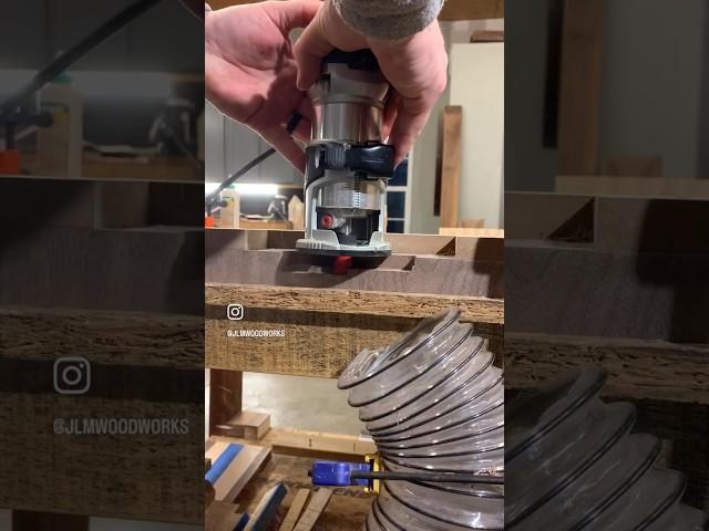 Easy Router Jig to Install Handholds in a Cutting Board #woodworking #router #cuttingboard #diy