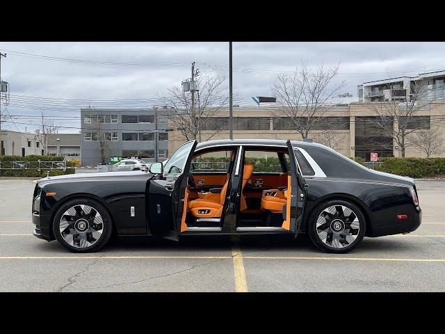 2023 Rolls-Royce Phantom - Walkaround in 4k HDR