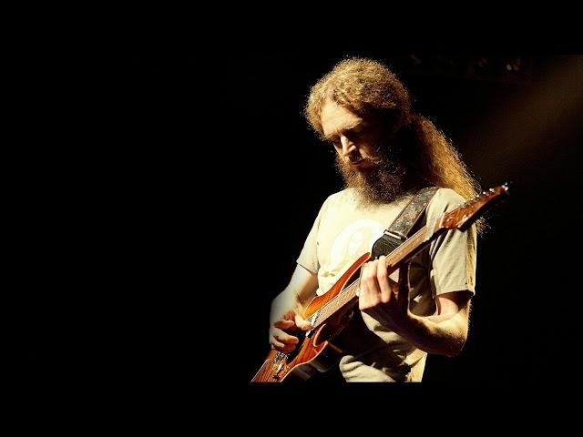 Guthrie Govan - "The Watchmaker" Isolated Guitar Solo