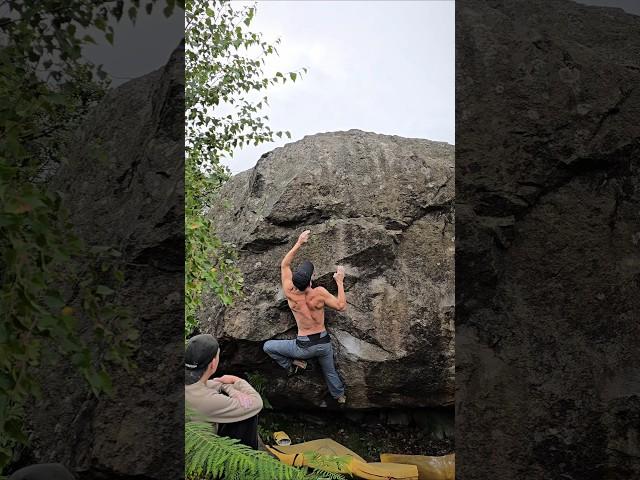 Little Richard - 7A+ - Baslow Edge #boulderinguk #peakdistrictbouldering #ukclimbing #ukc #climbing