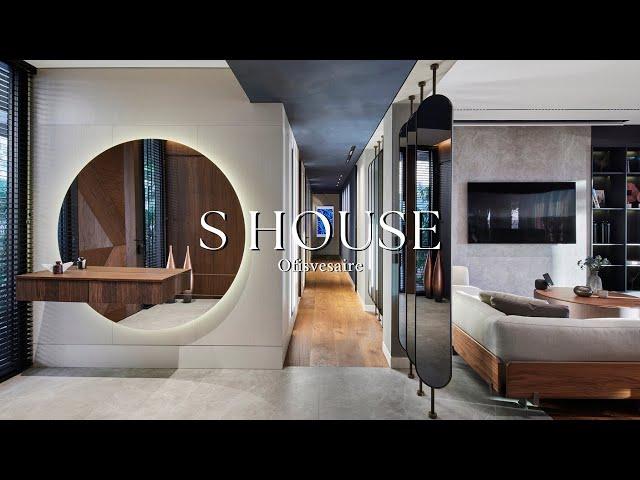 Luxurious Residential Design With Warm and Inviting Wood and Marble Shades