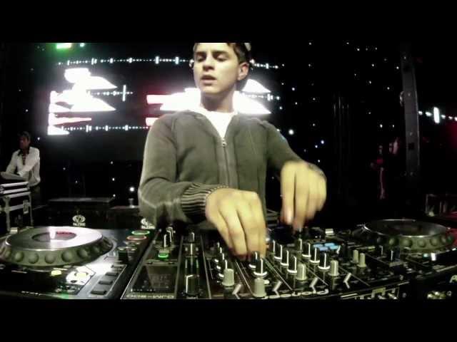 Aircraft Live - Drowning (by Armin Van Buuren)