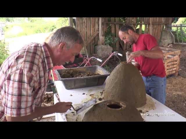 The Sunhive - how to cover a skep beehive  - Weissenseifener Hängekorb  by Gunther Mancke