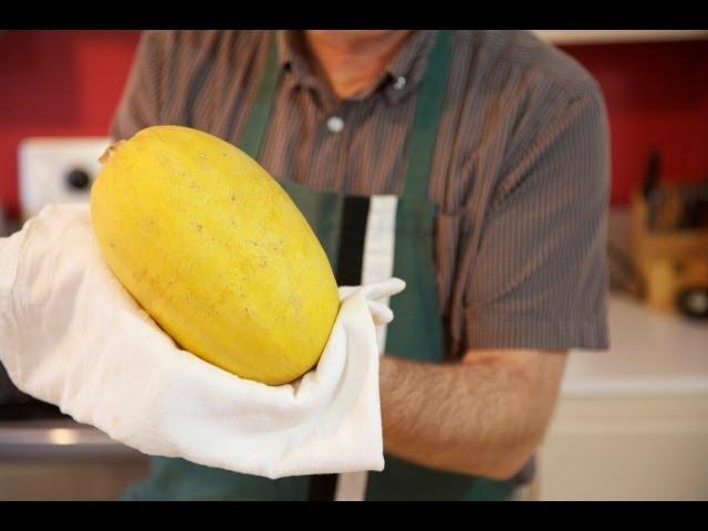 HOW TO PREPARE SPAGHETTI SQUASH