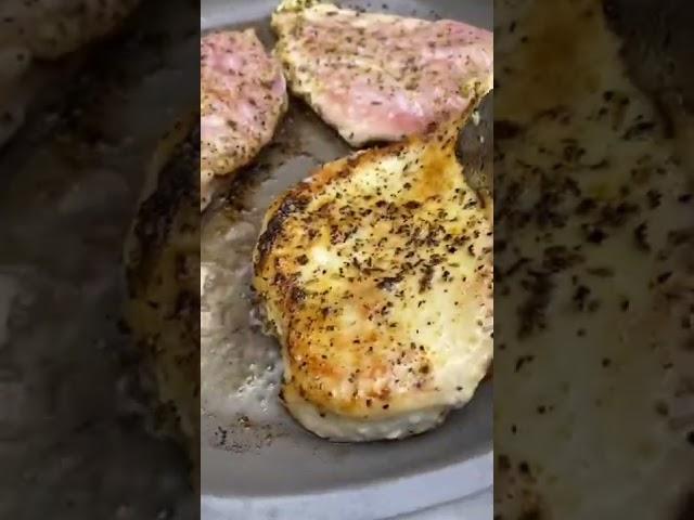 How to make the juiciest lemon pepper chicken breast