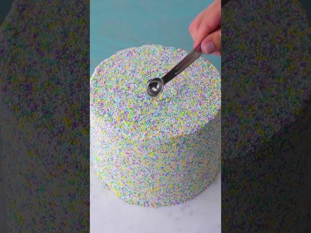 Use this tip to make your frosting stay put