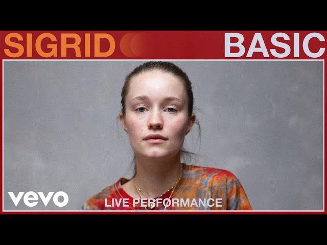 Sigrid - Basic (Live Performance) | Vevo