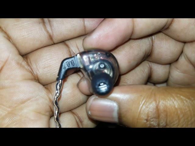 KZ ZS10 !!!MUST WATCH!!!. HOW TO PROPERLY PUT ON THE 2 PIN CABLE