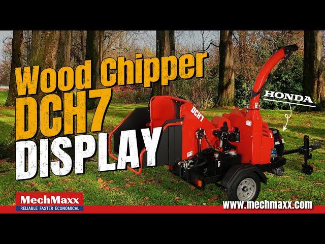 Product Display of MechMaxx Honda Hydraulic Feeding Wood Chipper DCH7