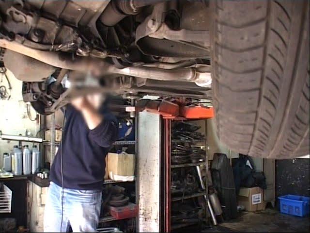 Les garages au black - Reportage